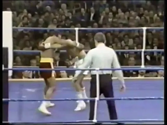 1985-01-27 Rocky Lockridge vs Kamel Bou-Ali (WBA Super Featherweight Title)