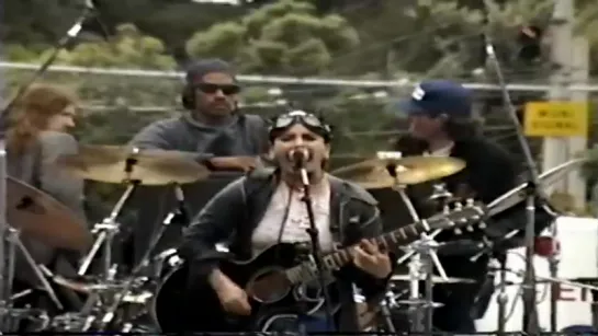 4 Non Blondes - Knock Me Out (Live)