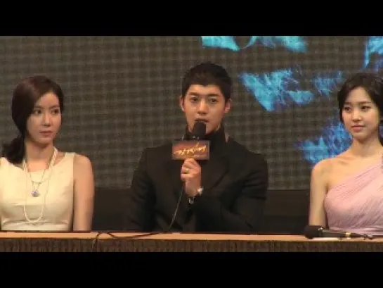 [FanCam] 20140109 Kim Hyun Joong '감격시대' PressCon transforming from Flower Boy to Strong Man