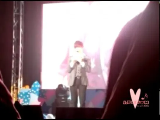 [20120331] Kyu Jong - Read Letter & End Talk @ Romantic Party Gift in Bangkok