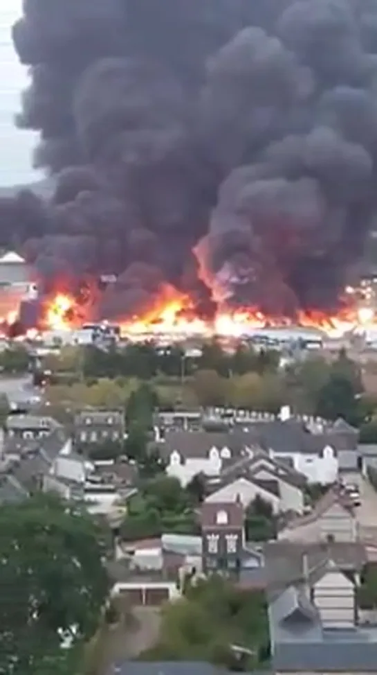 Пожар на французском химическом заводе. Lubrizol Rouen, France