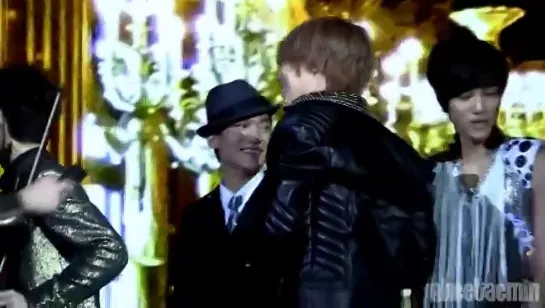 [FANCAM] 111229 Luhan, Jongdae, Tao & Jongin @ SBS Gayo Daejun