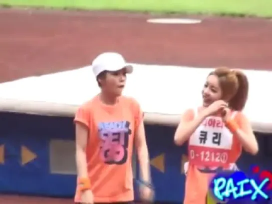 [Cam] 110827 T-ara Boram, Qri & Soyeon @ Idol Star Athletics Championships [9]