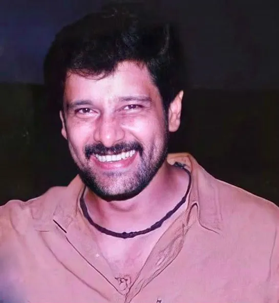 ★ЧИЙЯН ВИКРАМ  CHIYAAN VIKRAM★ Vikrams smile