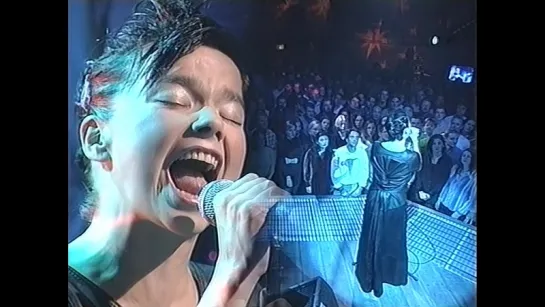 Björk - Possibly Maybe - live on TFI Friday (1996) - Bjork