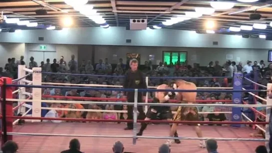 2014-03-14 Michael Katsidis vs Eddy Comaro