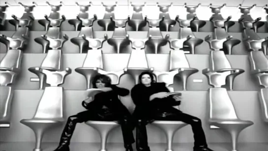 Michael Jackson & Janet Jackson - Scream