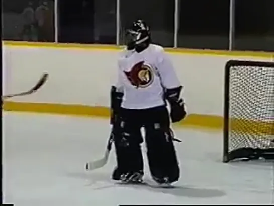 NHL: Daniel Berthiaume, Ottawa Senators (1992) Даниэль Бертьем