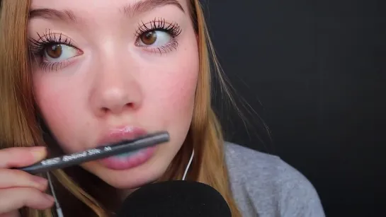 ASMR_ PEN LIP FLUTTERING MOUTH SOUNDS + LOLLIPOP2022-03-16ASMR Lia