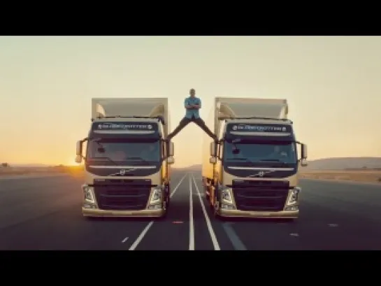 Реклама-тес Вольво Тракс с Ван Даммом / Volvo Trucks - The Epic Split feat. Van Damme (Live Test 6)