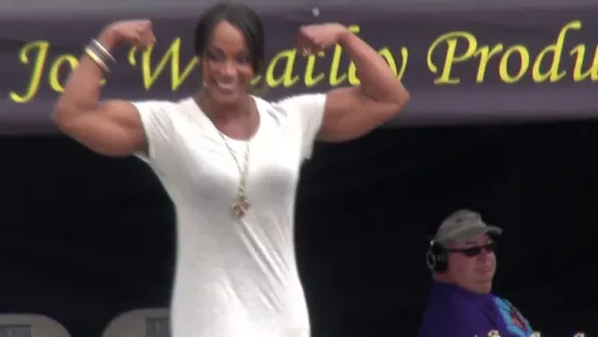 8 Time Ms. Olympia Lenda Murray at Muscle Beach