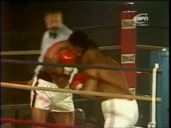 1985-11-22 Mike Tyson vs Conroy Nelson