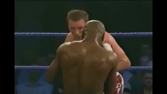 2003-11-07 Clinton Woods vs Glen Johnson (vacant IBF Light Heavyweight Title)