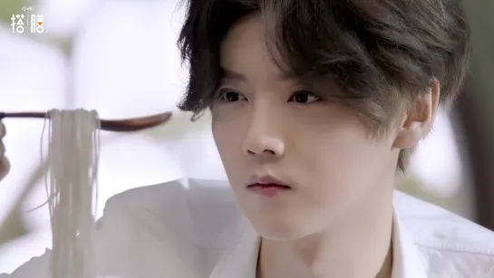 [VIDEO] LuHan x 小样 (Xiaoyang) CF