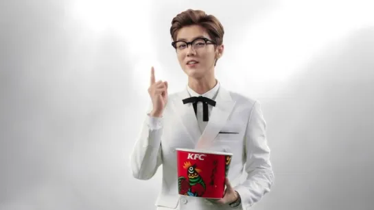 [VIDEO] 170101 Luhan @ KFC