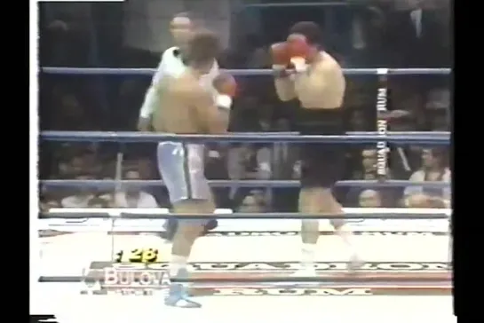 1989-05-06 Francesco Damiani vs Johnny du Plooy (vacant WBO Heavyweight Title)