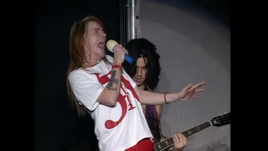 Guns N` Roses - Use Your Illusion II World Tour - 1992 In Tokyo