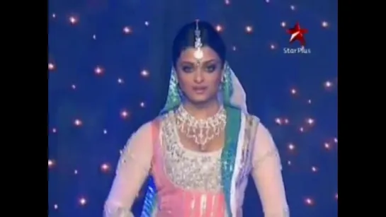 HQ_ Aishwarya Rai LIVE Performance @ Screen Awards 2011