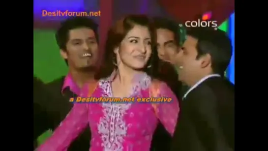 Apsara Awards 2011 - Anushka Sharma, Akshay Kumar