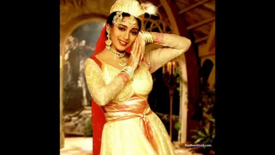 MADHURI and SRIDEVI Mix ( Slideshow ) (1)