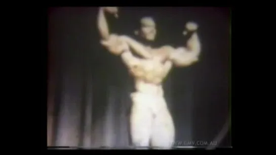 Sergio Oliva Guest Posing  Worcout 1971