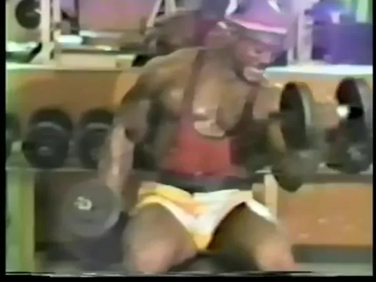 Sergio_Oliva_Training_Biceps