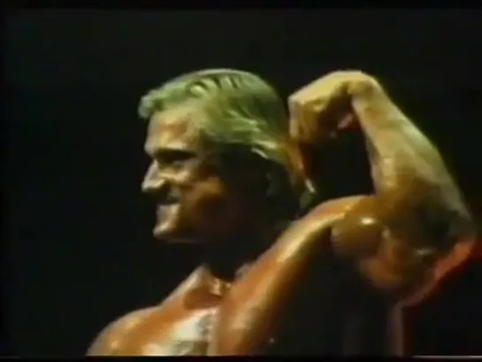 Tom Platz On Stage 1980 Mr Olympia (2)