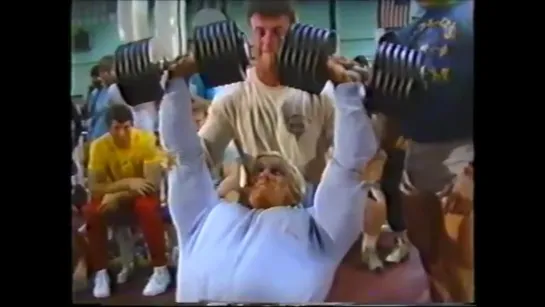 Tom Platz muscle camp 9 pectorals