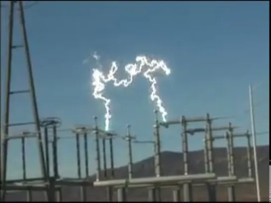 500,000 volt electrical arc