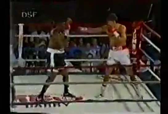 1993-06-26 Bert Cooper vs Corrie Sanders