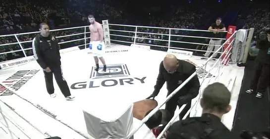 Glory 4 Tokyo Daniel Ghita vs  Mourad Bouzidi