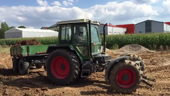 Немецкий трактор Fendt 395 GTA с необычной конструкцией