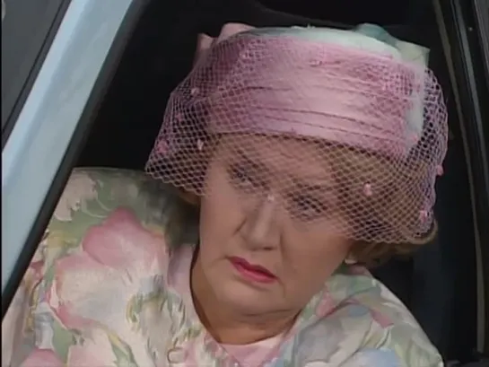 s01 e06 Соблюдая приличия (1990) Keeping Up Appearances (озвучено SNK-TV)