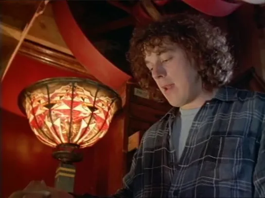 1x01 • Джонатан Крик (1997) Jonathan Creek: The Wrestlers Tomb (Гробница борца) • Перевод: канал  "Домашний"