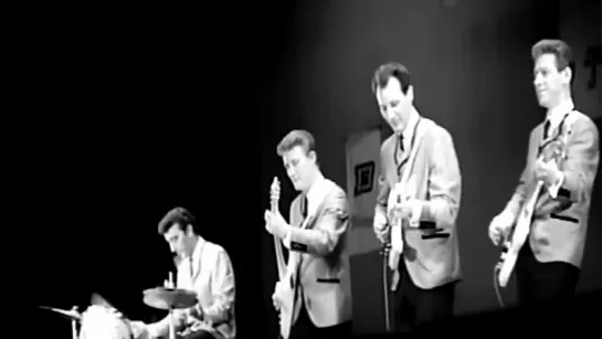 1965 The Ventures live in Japan with their outstanding version of the 1963 hit " Wipe Out"