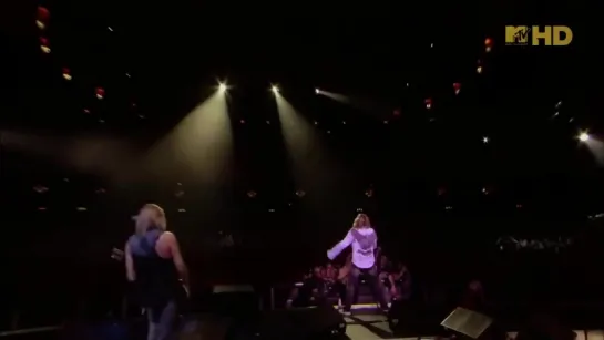 Whitesnake & David Coverdale - Still of the Night (Live 2004) (HD) (via Skyload)