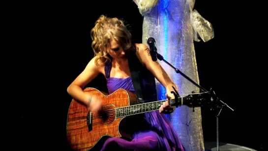 _Taylor Swift_Speak Now_Live_"Drops Of Jupiter"