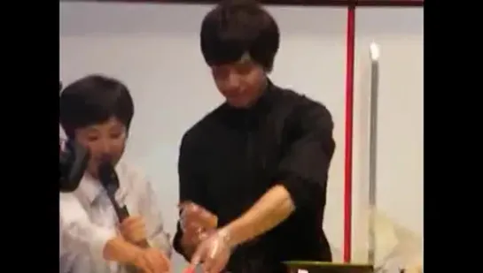 11.11.09 Zipel Fan Meeting #4 - Lee Seung Gi [ZD0wFuQjB9g]