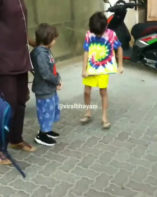 #sohailkhan son #yohankhan and #srk Son #abrahamkhan at otters club bandra