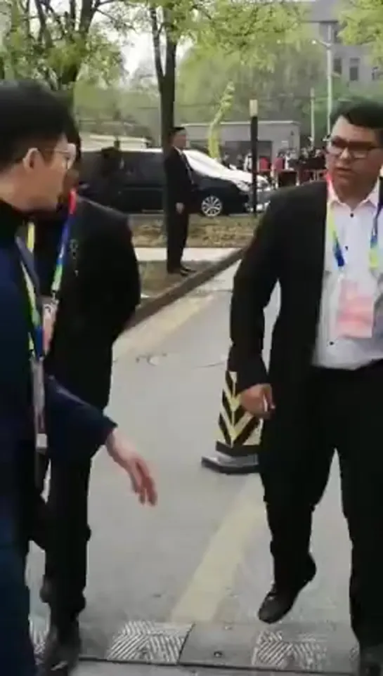 SRK at the closing ceremony of Beijing International Film Festival today