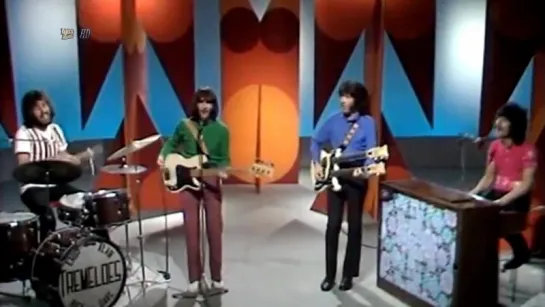 Yellow River - The Tremeloes ¦ Full HD ¦