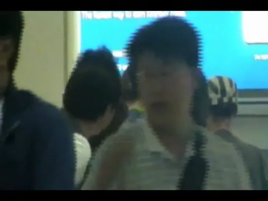 [Cam] 110603 T-ara @ Singapore Changi Airport [14]