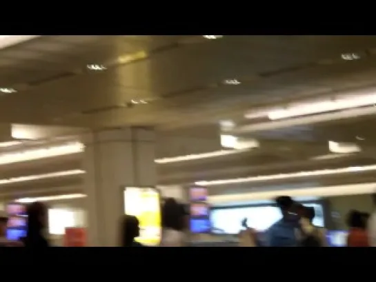 [Cam HD] 110603 T-ara @ Singapore Changi Airport [2]