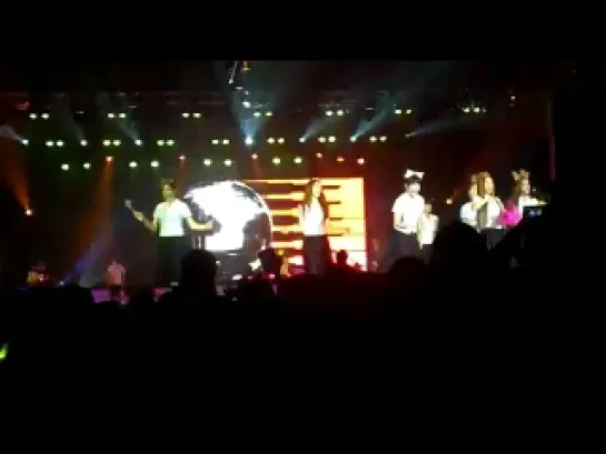 120603 Roly Poly -'T-ARA 1st Lovey Dovey Roly Poly Live in Bangkok'