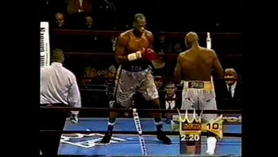 2004-11-13 Oliver McCall vs DaVarryl Williamson