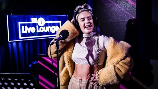 Live Lounge - Anne-Marie