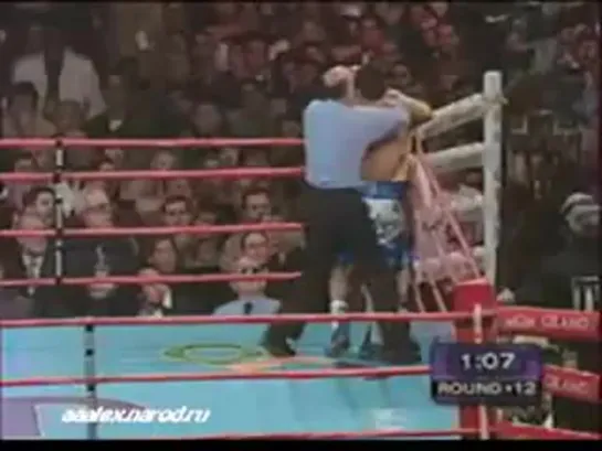 'Prince' Naseem Hamed vs Marco Antonio Barrera