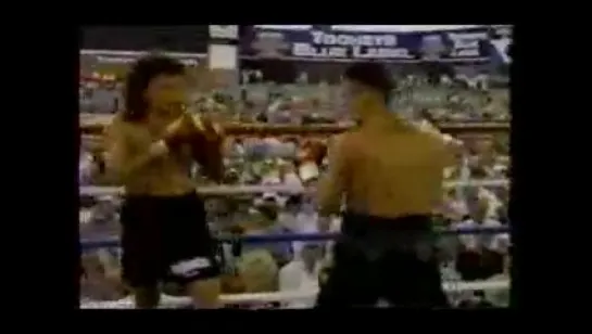 Kostya Tszyu vs Darrell Hiles