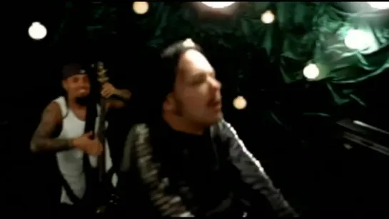 Korn - Falling Away from Me