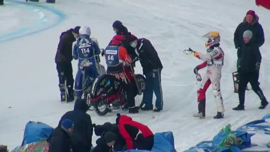 Ice Speedway Championship In Tolgiatti - The moment of Franky Zorn fall...(((